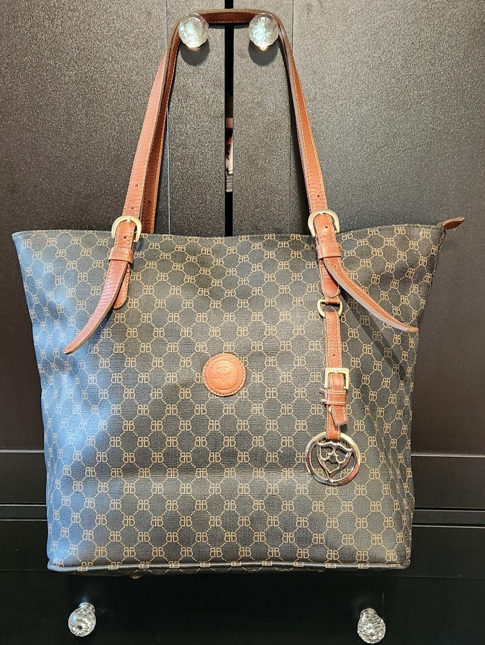 Rioni Moda Italia Signature Monogram Tote Bag. Used In Great Condition.